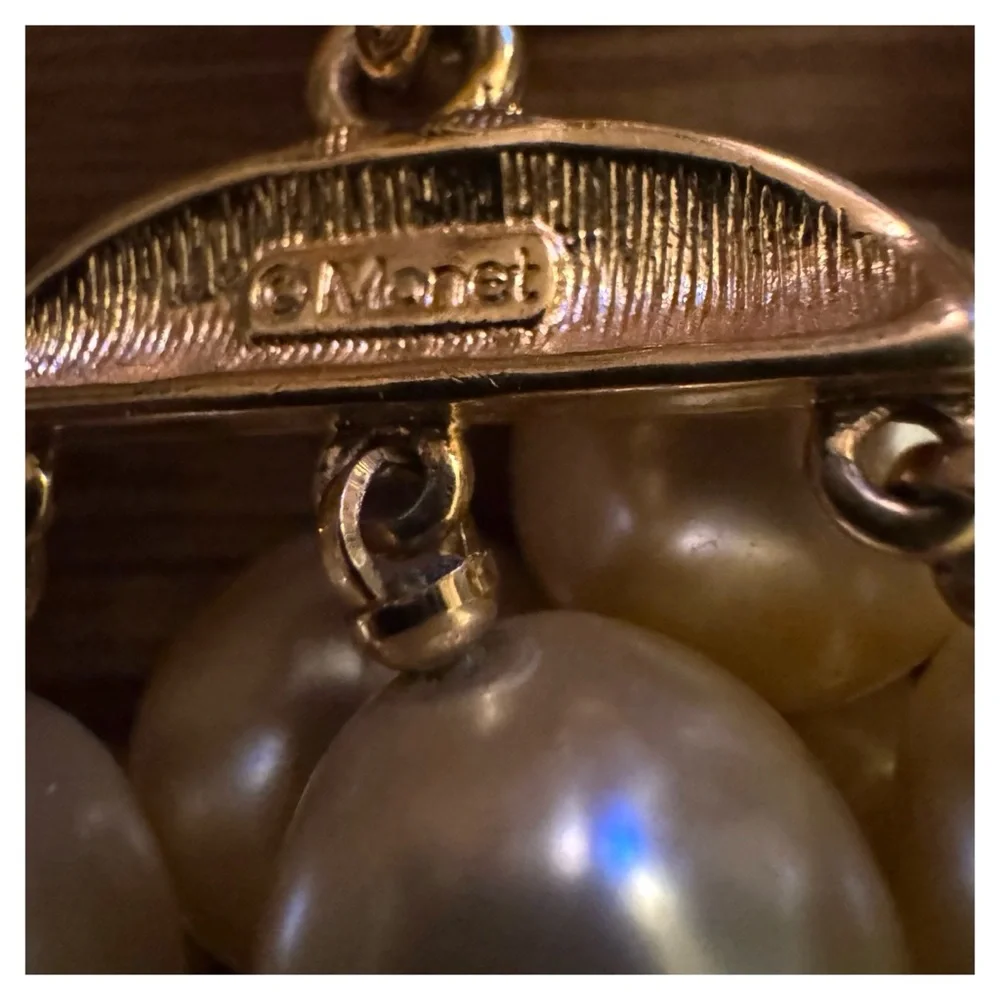 Vintage Monet Triple Strand Pearl Choker - Picture 9 of 13